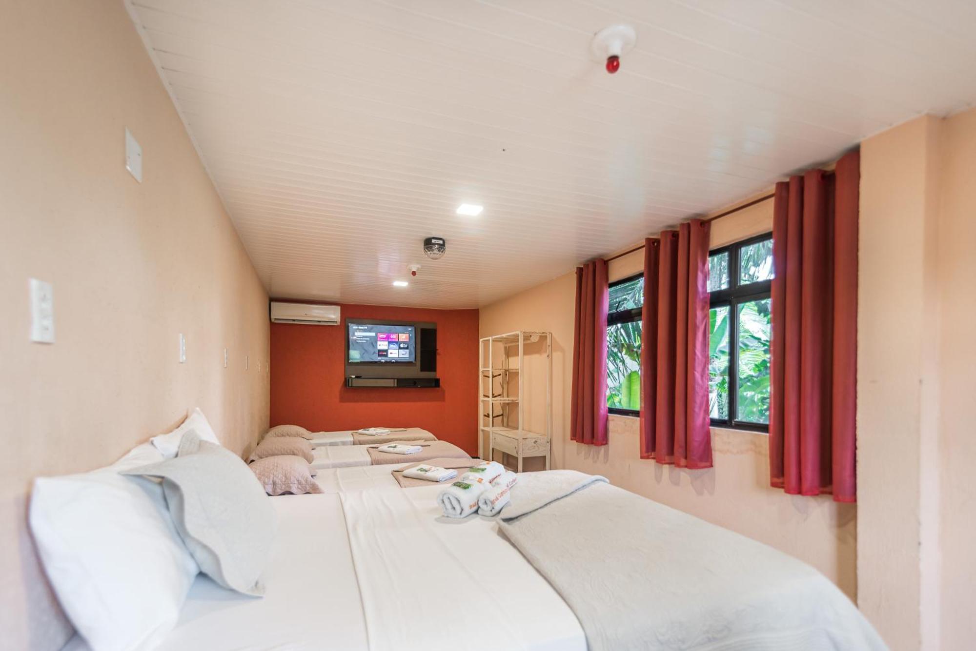 Quarto Família com Varanda